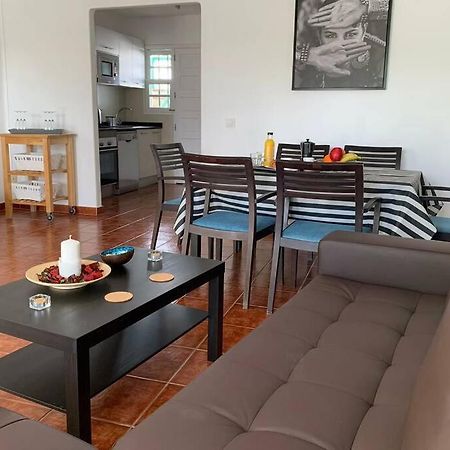 Apartamento Bastian Casas Verdes Costa Teguise Bagian luar foto