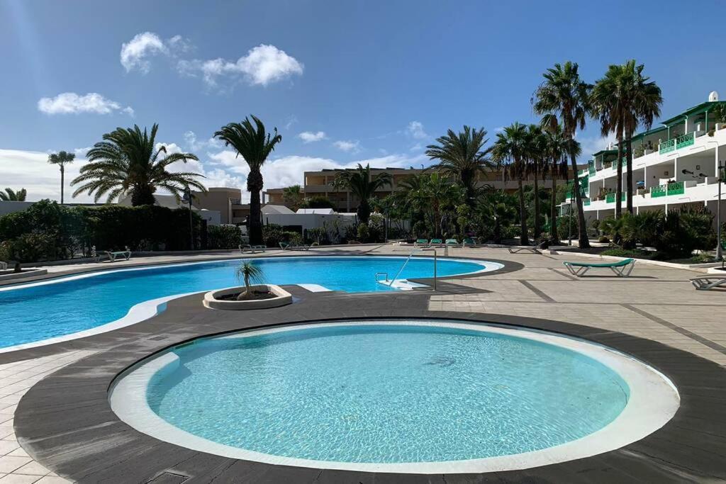Apartamento Bastian Casas Verdes Costa Teguise Bagian luar foto