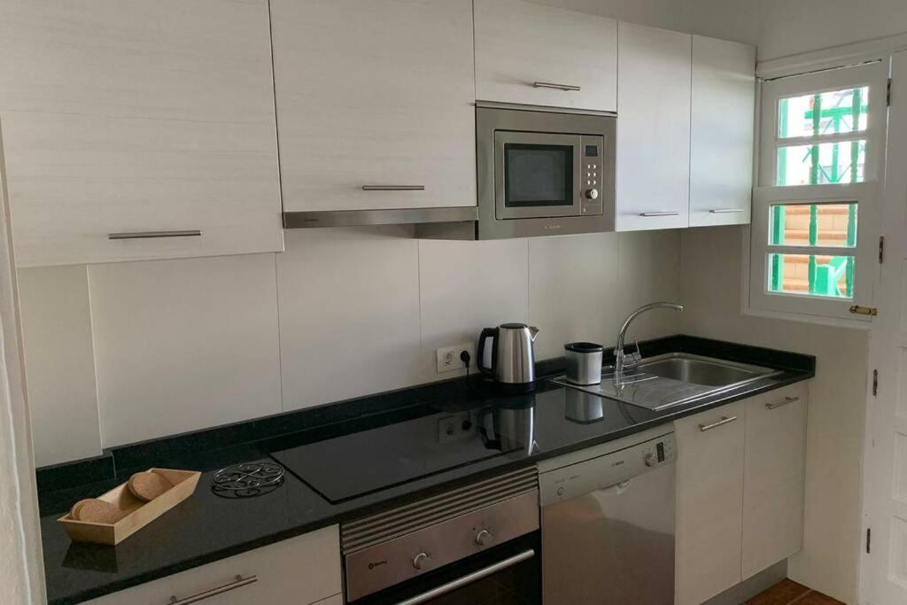 Apartamento Bastian Casas Verdes Costa Teguise Bagian luar foto