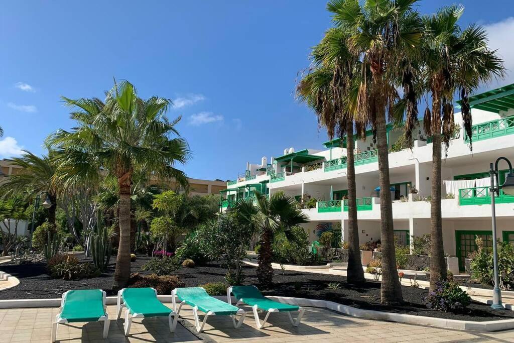 Apartamento Bastian Casas Verdes Costa Teguise Bagian luar foto
