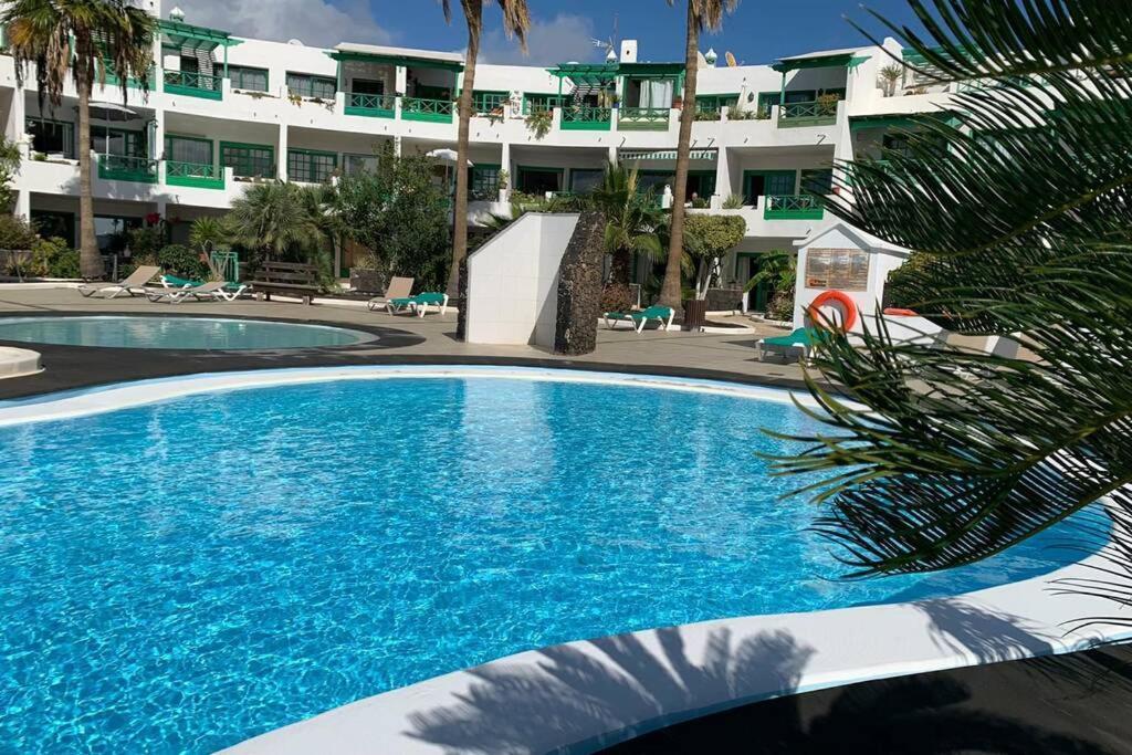 Apartamento Bastian Casas Verdes Costa Teguise Bagian luar foto